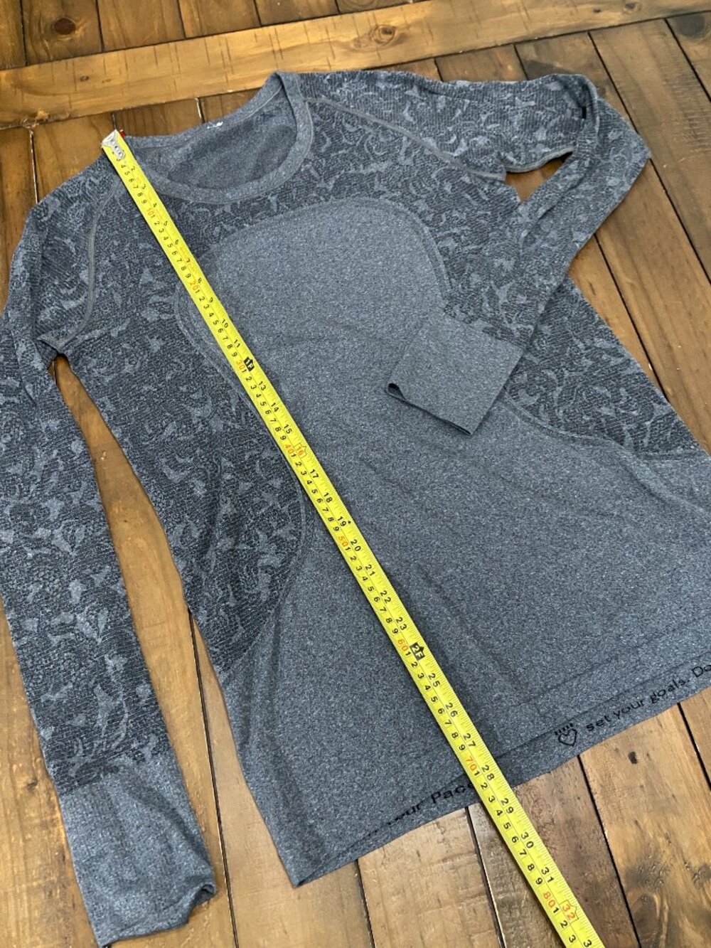 Lululemon Swiftly Tech Long Sleeve Crew Paisley Heathered Black Gray 10 - Picture 9 of 9